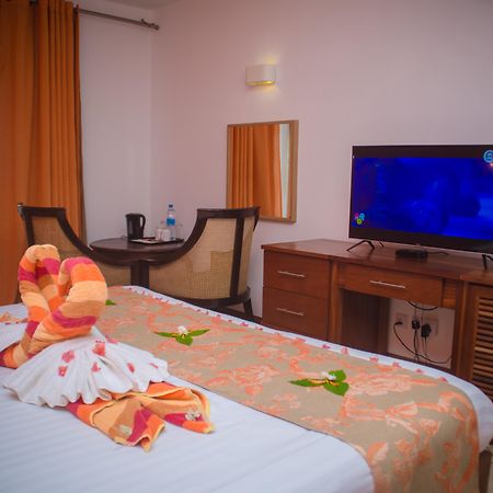Sunset Reef Resort & Spa ポワント・オー・ピマン エクステリア 写真