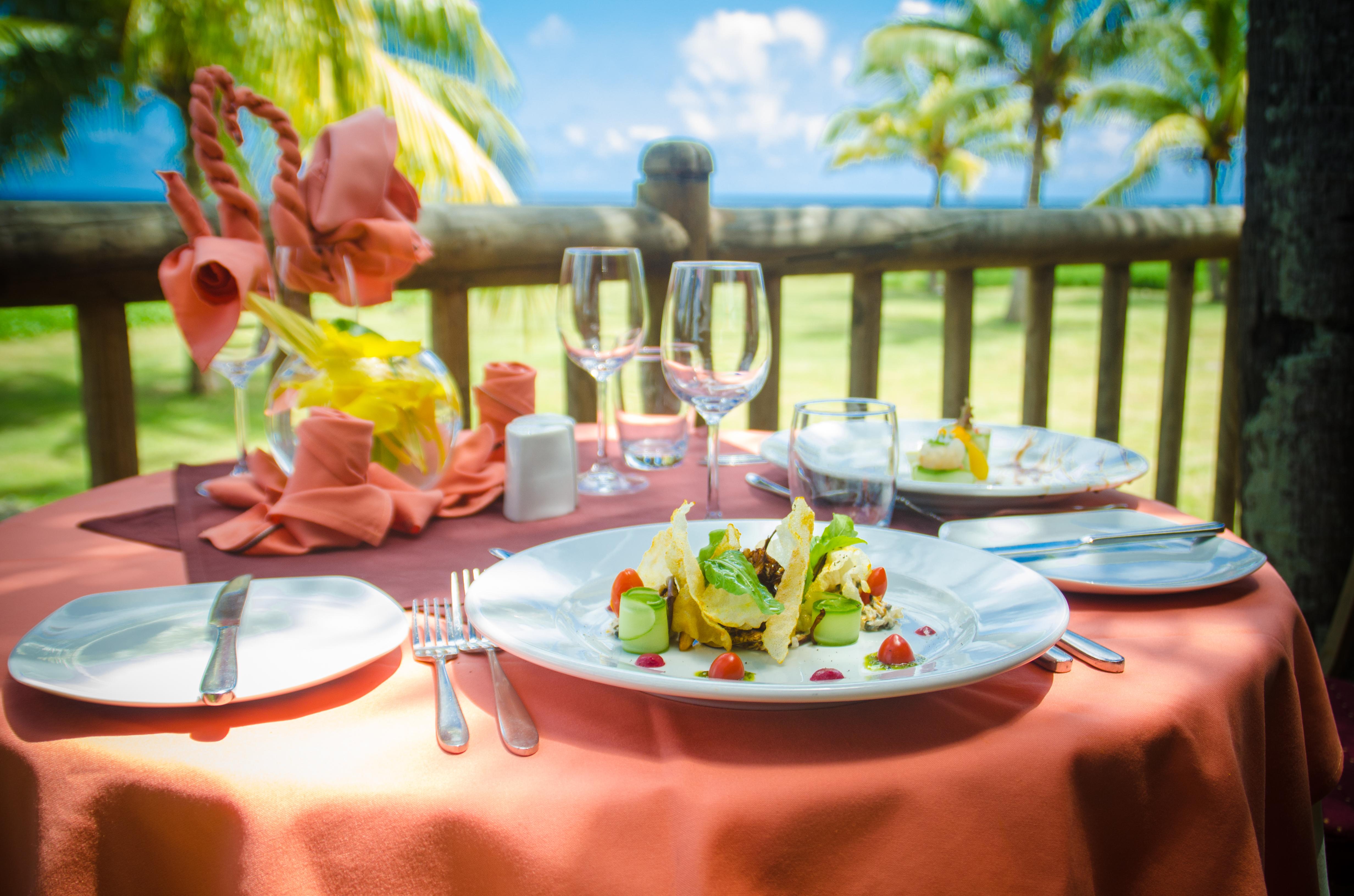 Sunset Reef Resort & Spa ポワント・オー・ピマン エクステリア 写真