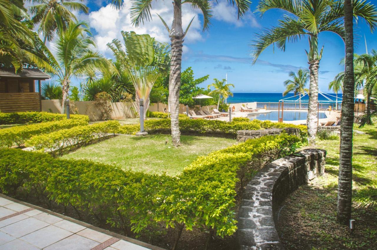Sunset Reef Resort & Spa ポワント・オー・ピマン エクステリア 写真